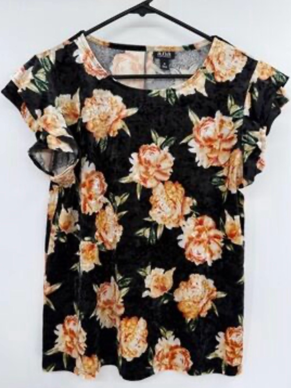 a.n.a Black Velvet Floral Cap-Sleeve Top